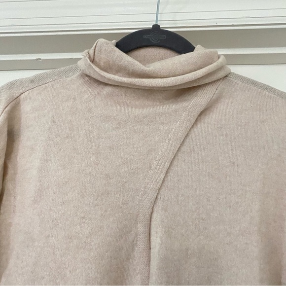 SOLD - Picture 2 of 5